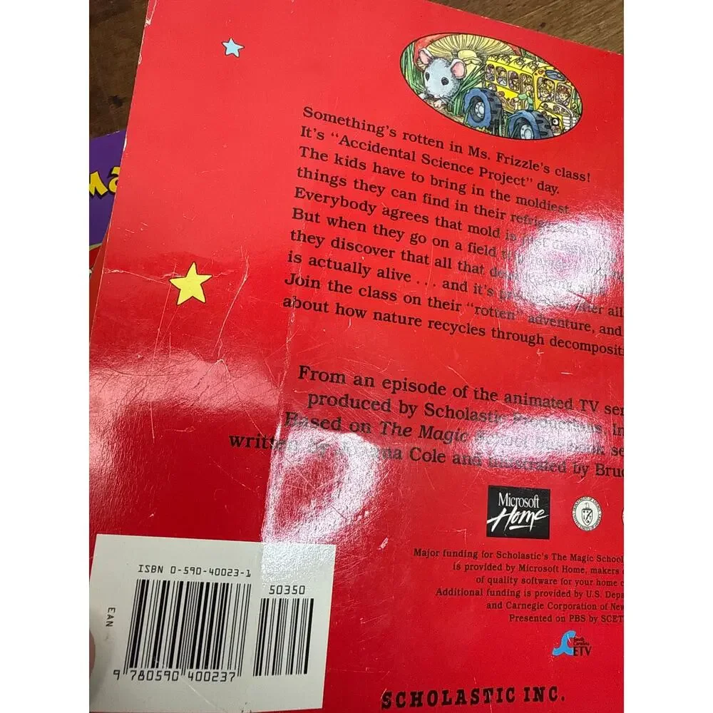The Magic School Bus 80's / 90's Children's Educational Soft Cover Book Bundle